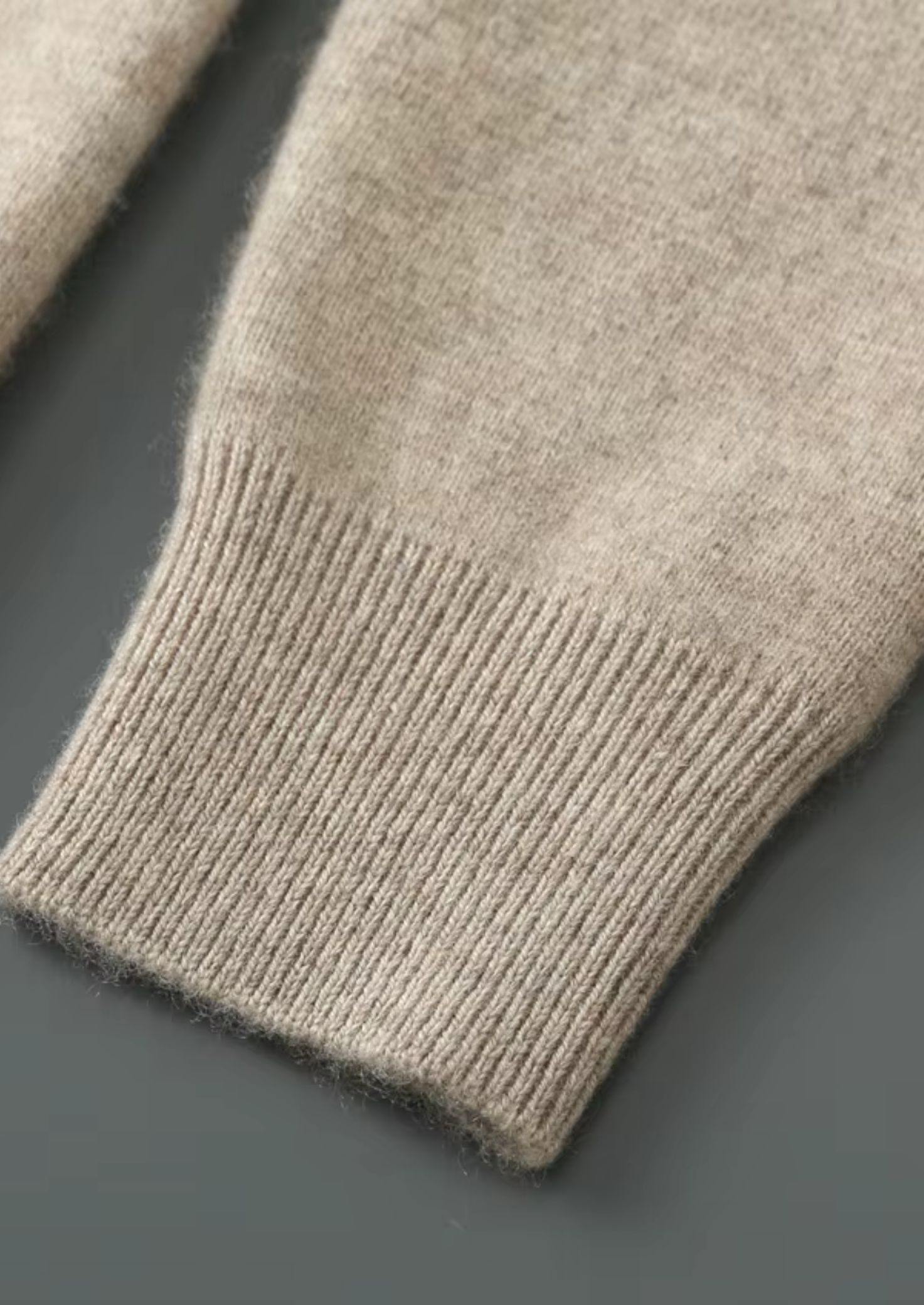 Pure Extra-Fine Merino Wool Essential Cardigan | Castielli