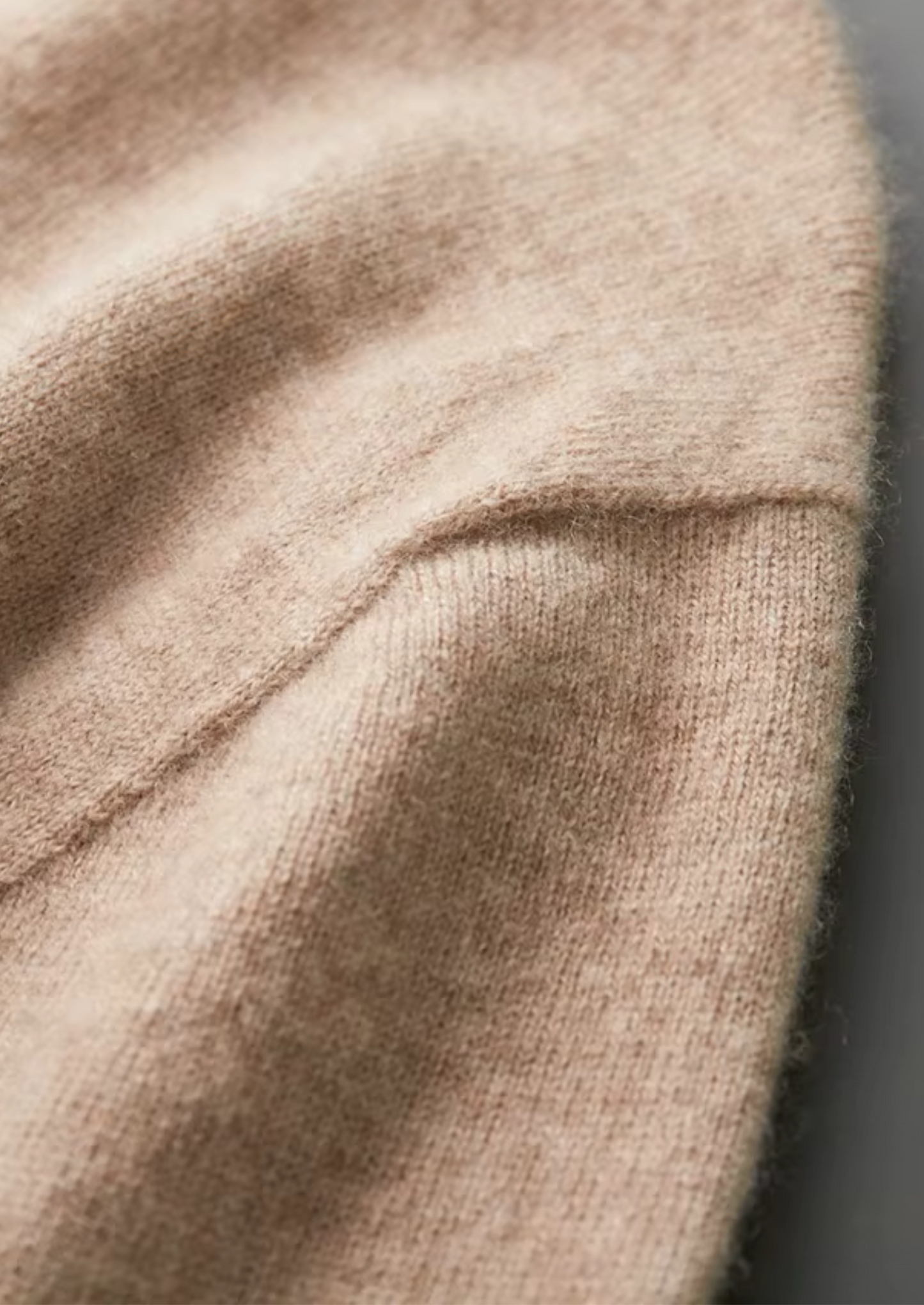 Premium Cashmere Classic Crewneck T-Shirt - Light Beige | Castielli