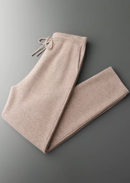 Pure Extra-Fine Merino Wool Leisure Trousers | Castielli