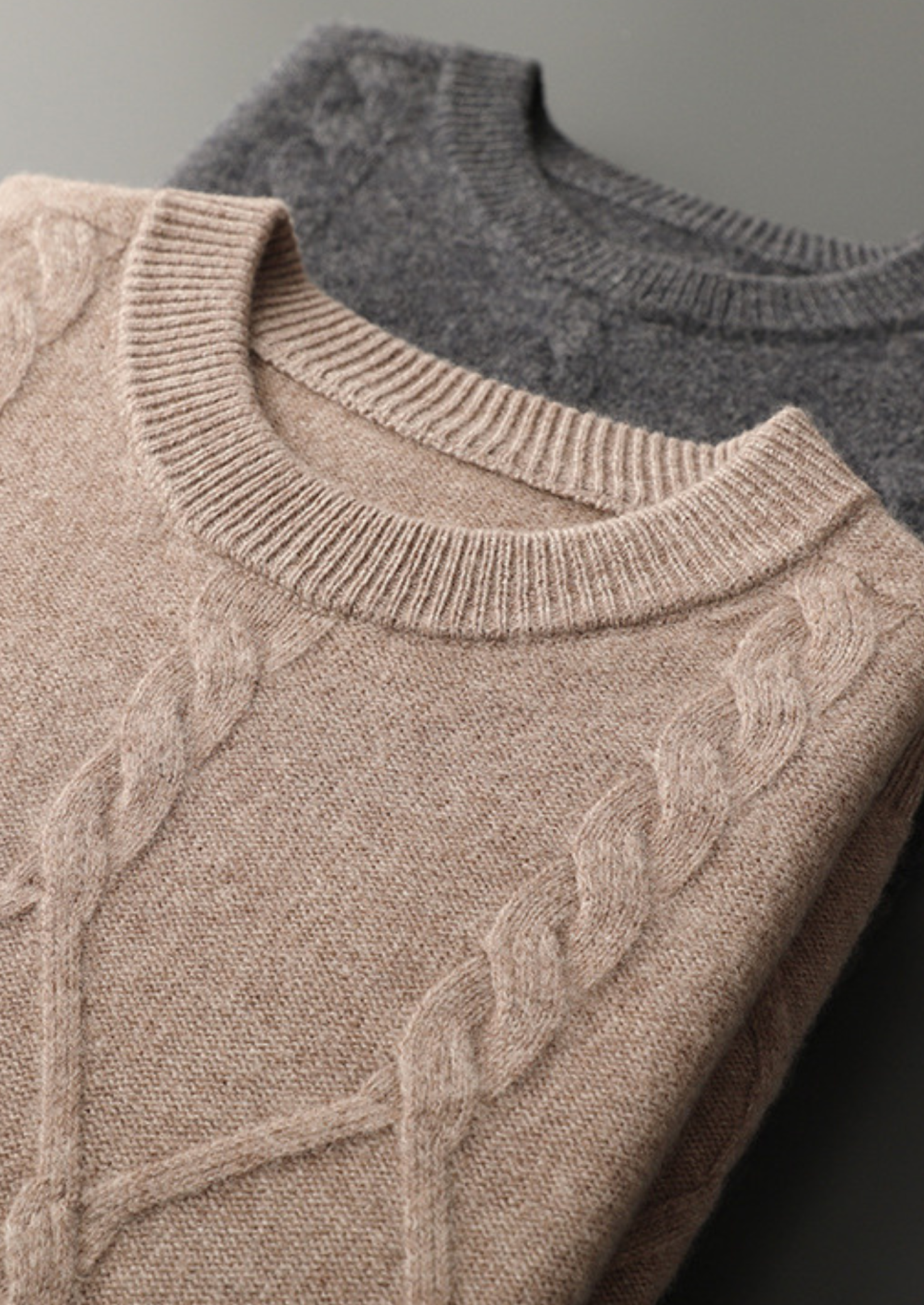 Pure Extra-Fine Merino Wool Cable Crewneck | Castielli