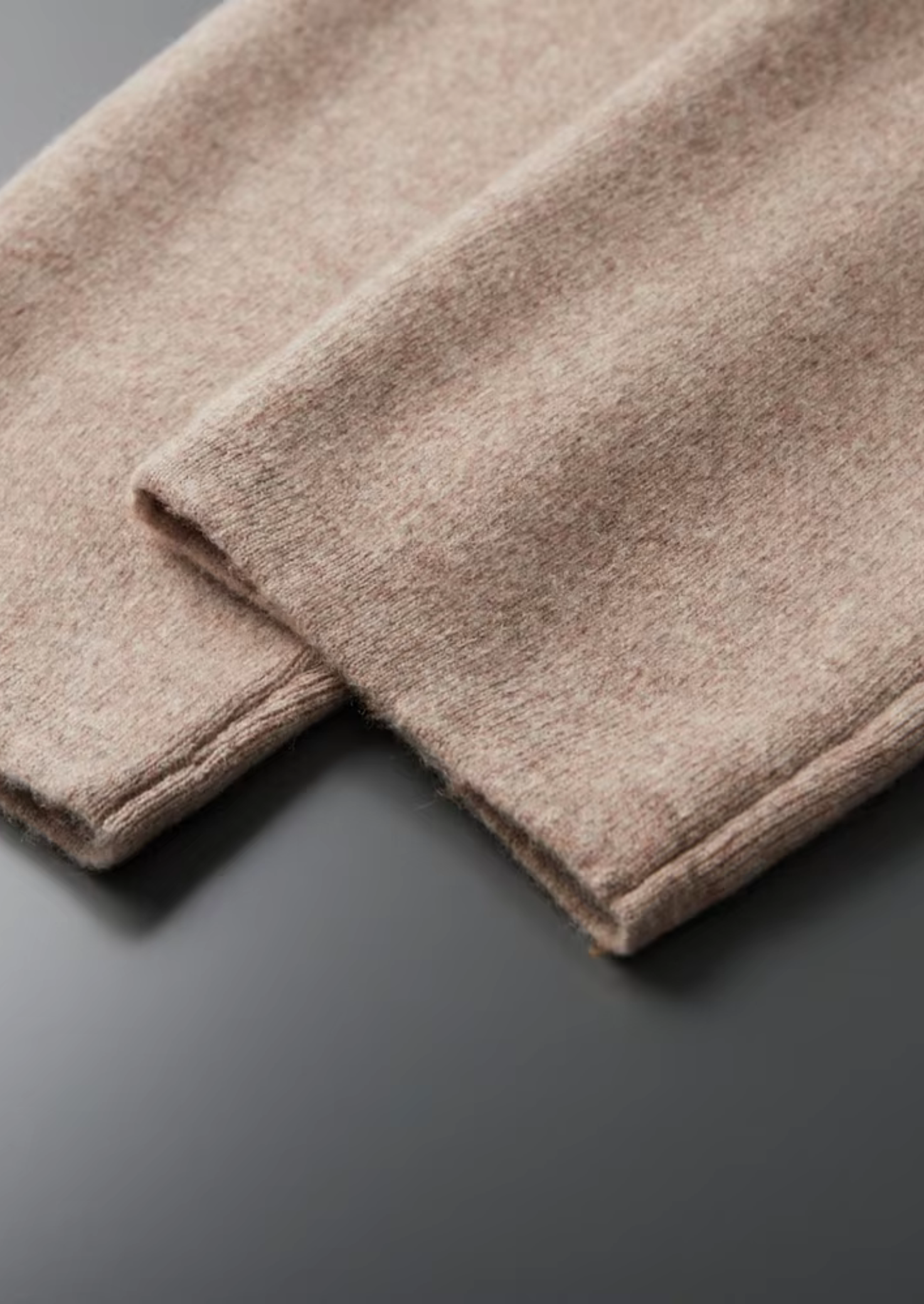Pure Extra-Fine Merino Wool Leisure Trousers | Castielli