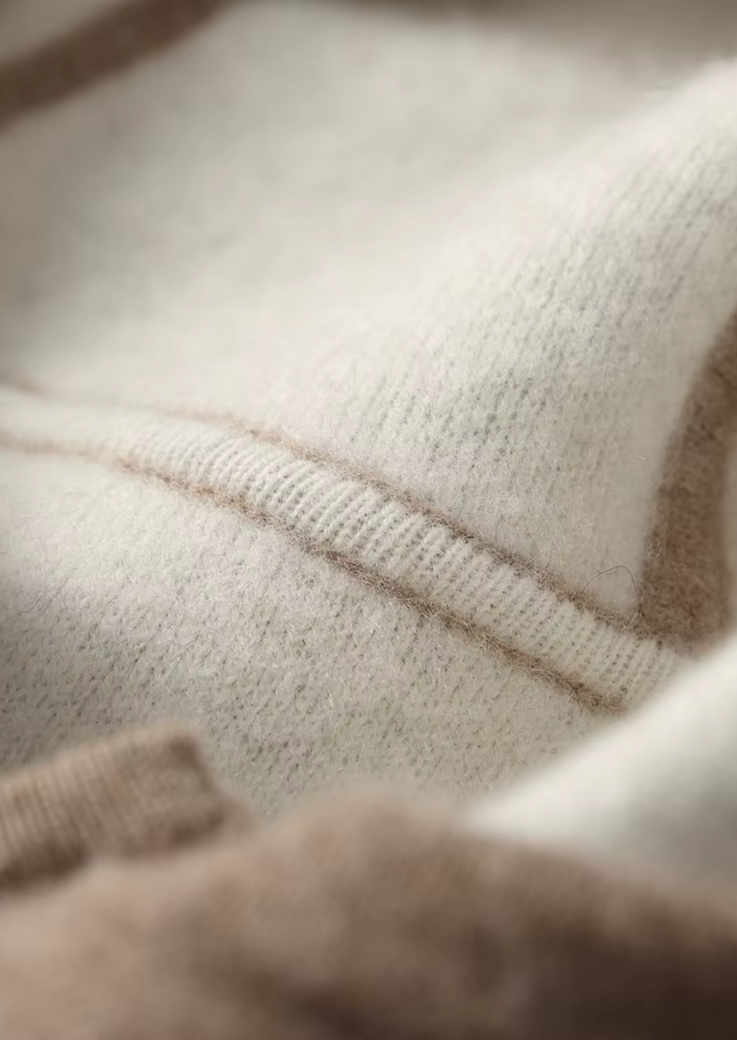 Premium Cashmere Beige Milano Leisure Set | Castielli