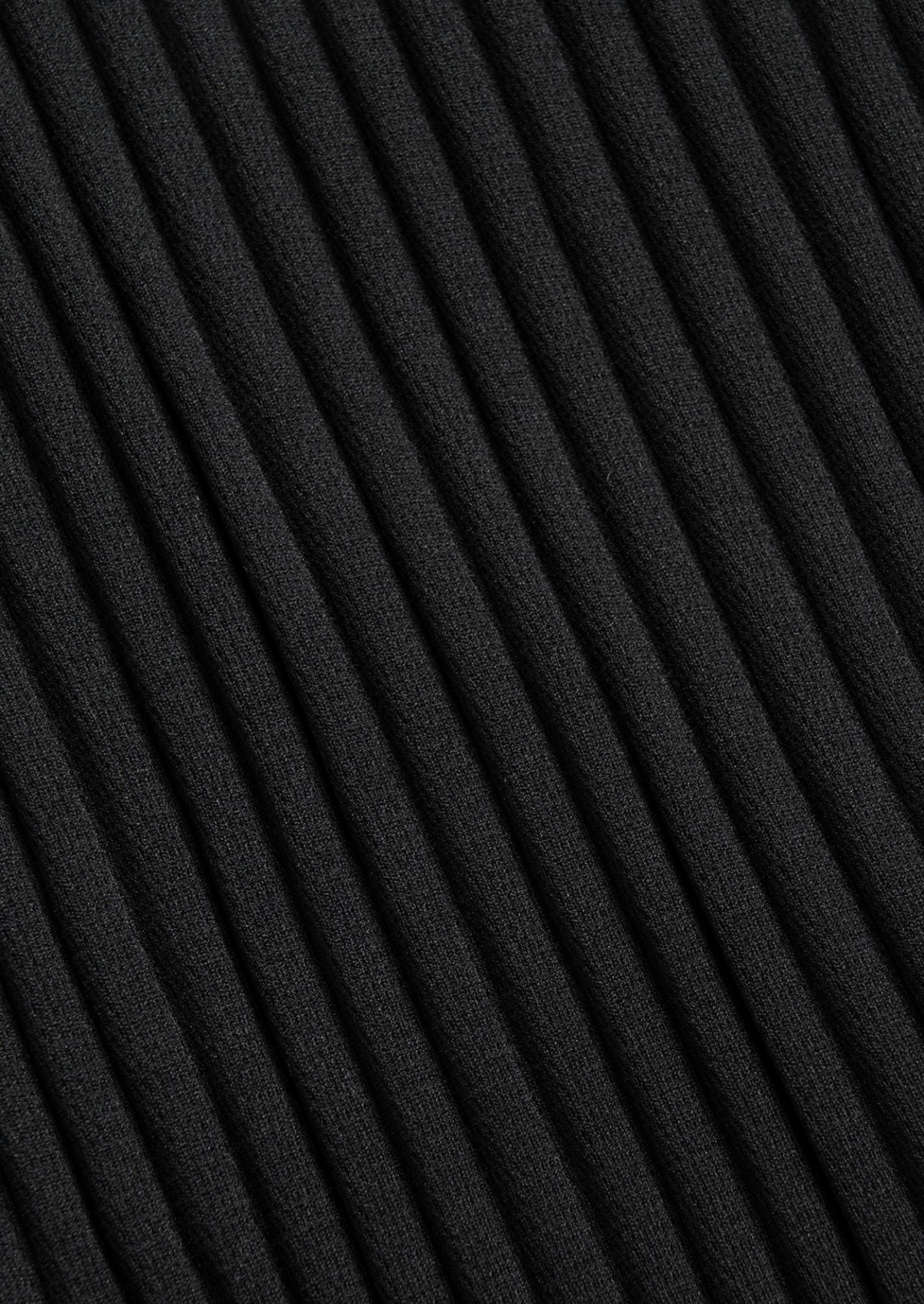 Black Pleated Summer Set | Castielli