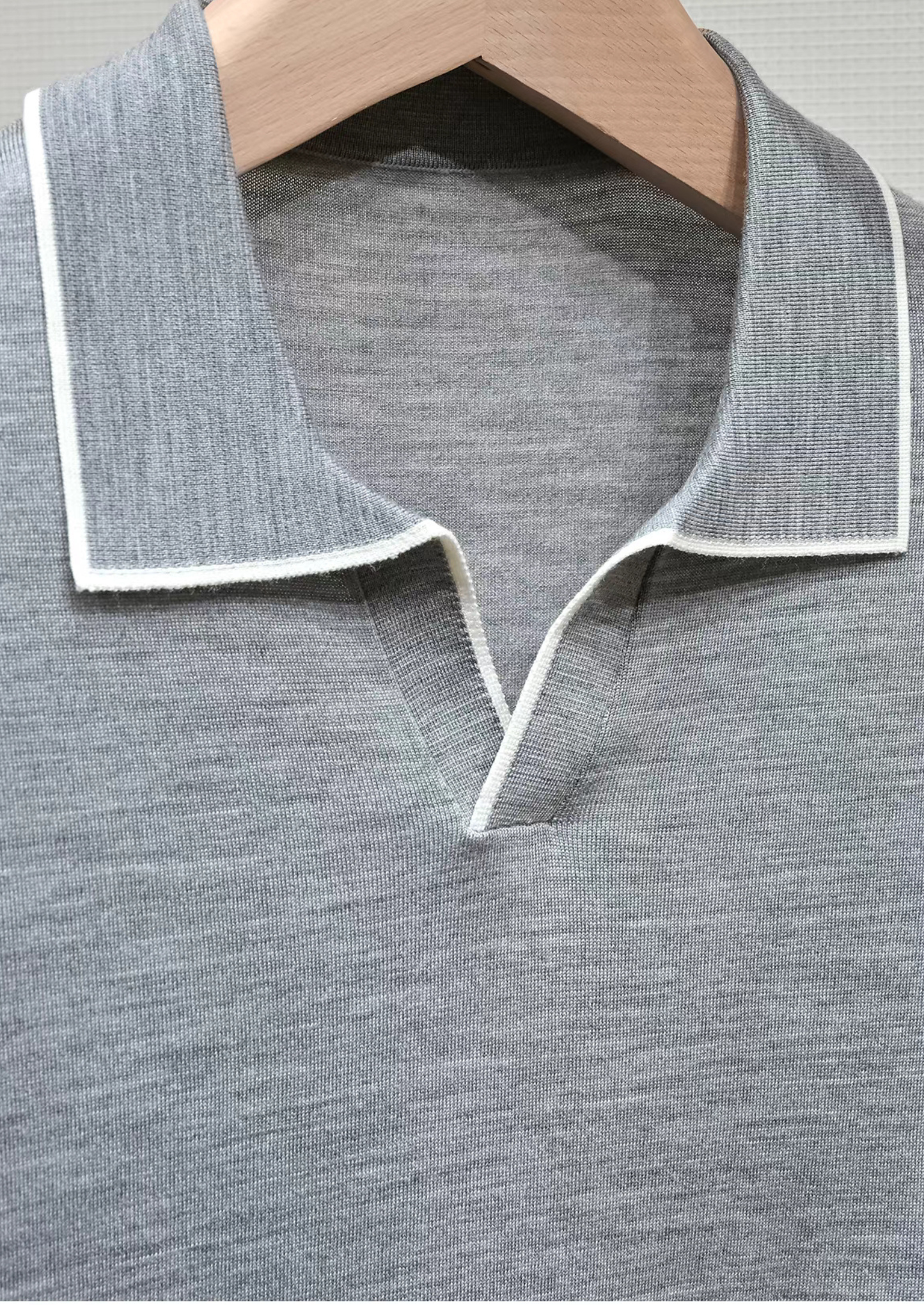 Ellis Light Gray Lightweight Polo Shirt | Castielli