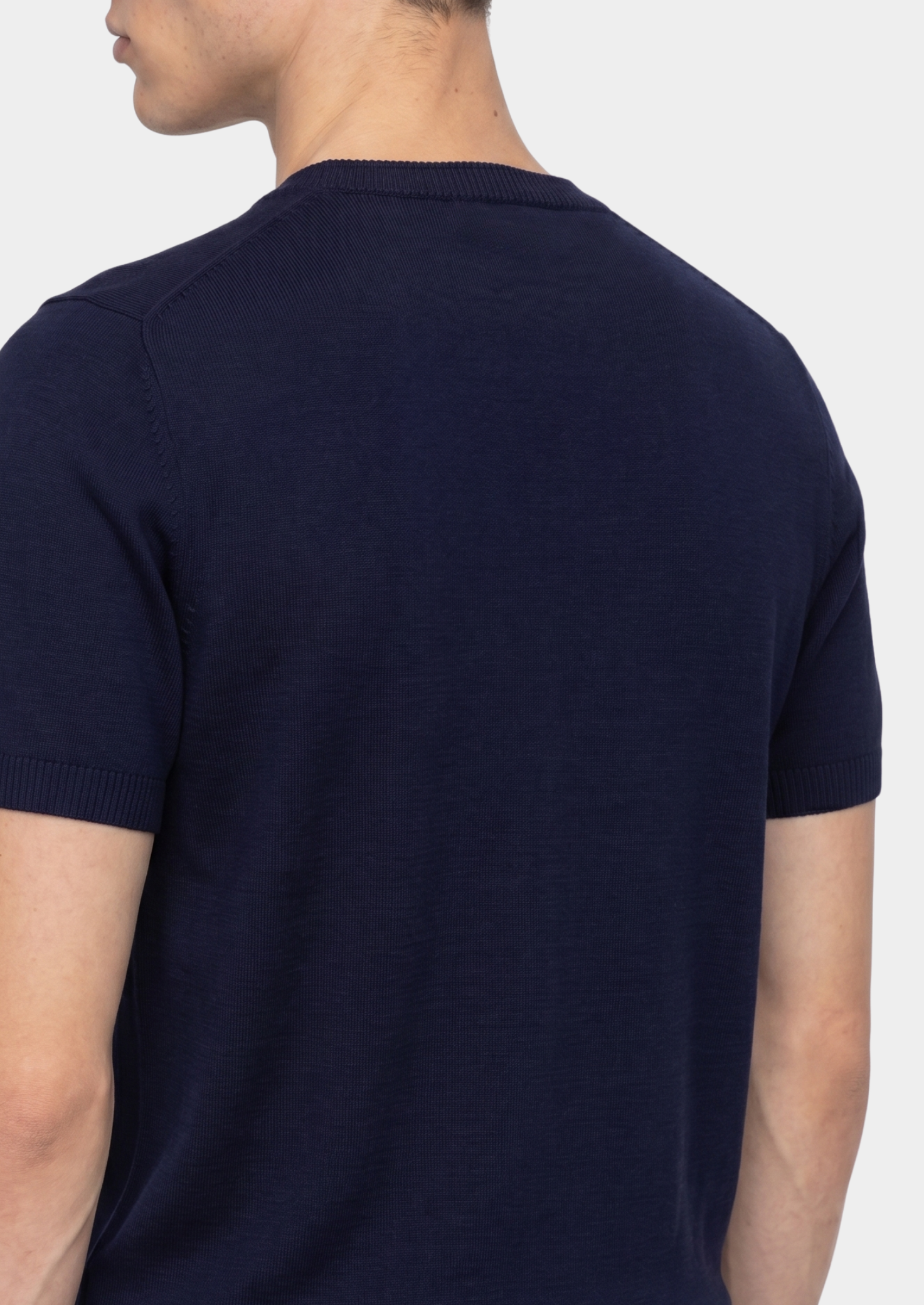 Essential Navy Blue Knitted Crewneck T-Shirt | Castielli