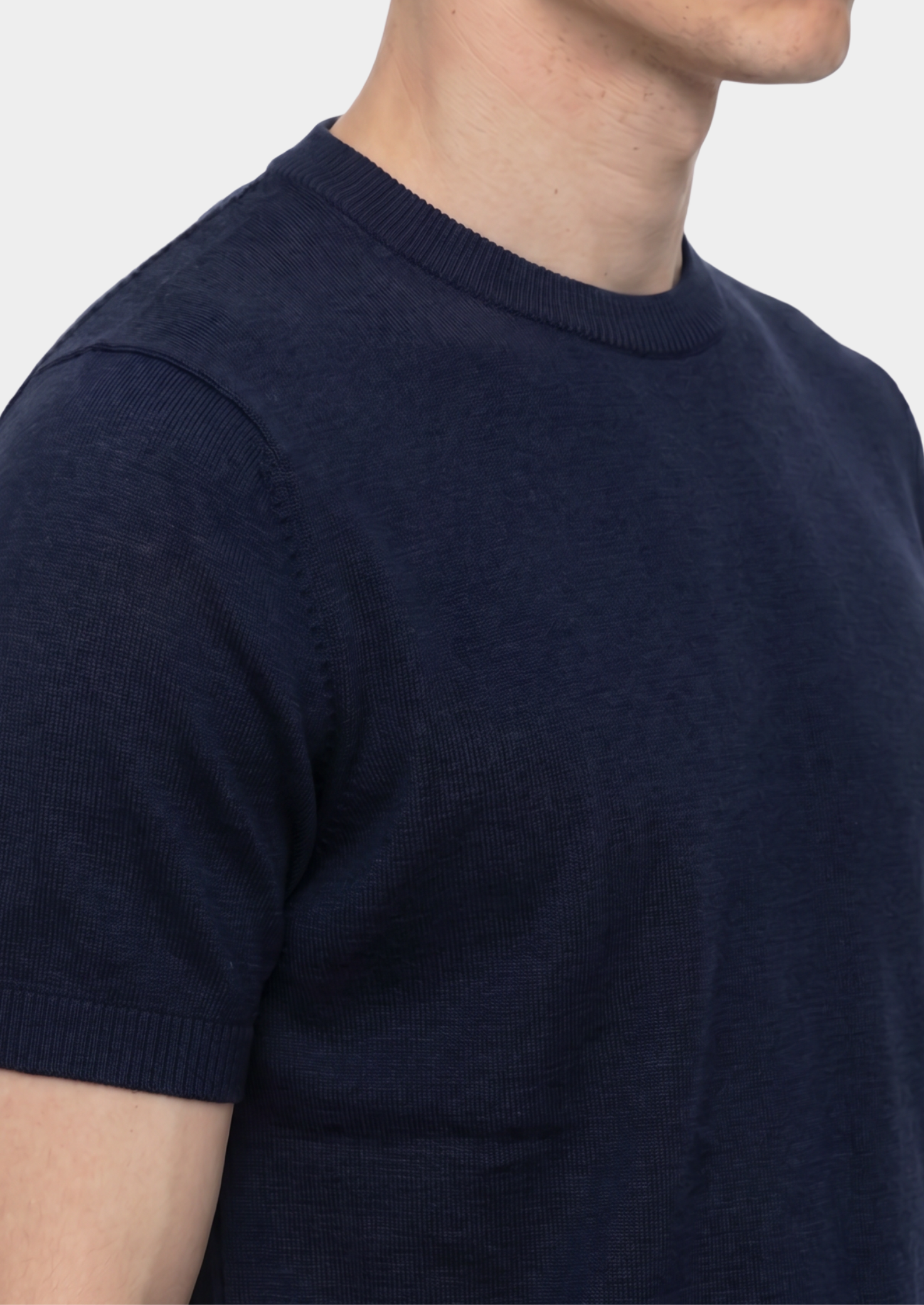Essential Navy Blue Knitted Crewneck T-Shirt | Castielli