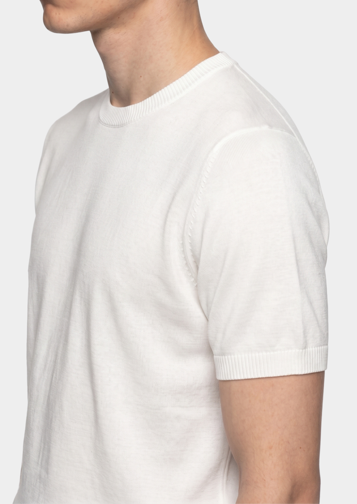 Essential White Knitted Crewneck T-Shirt | Castielli