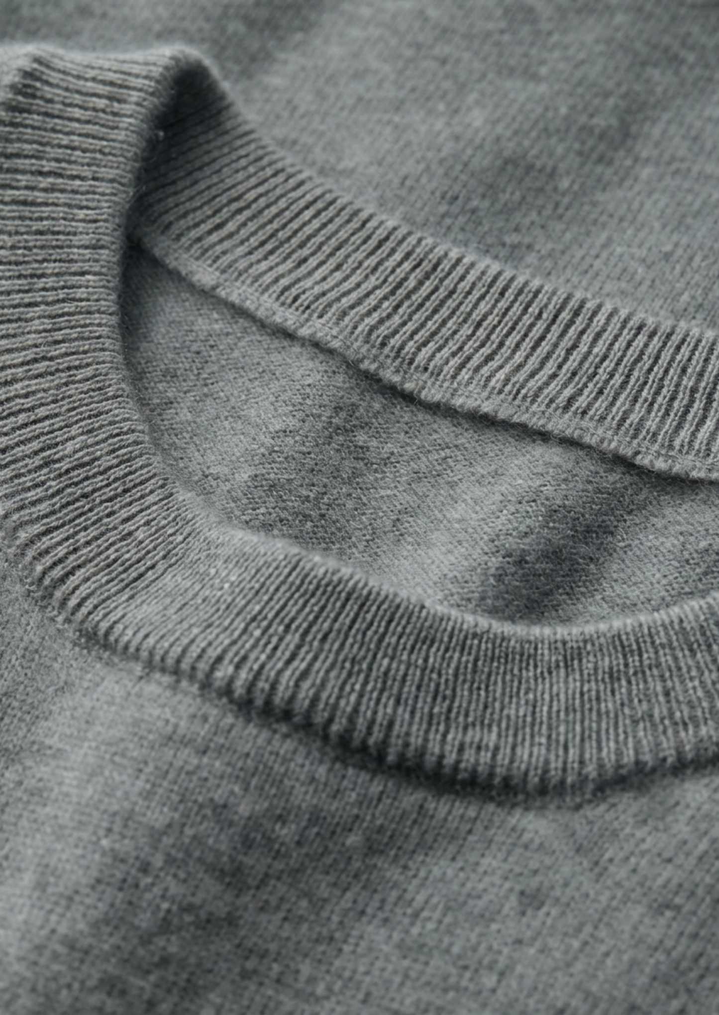 Premium Cashmere Classic Crewneck T-Shirt - Shadow Flint | Castielli