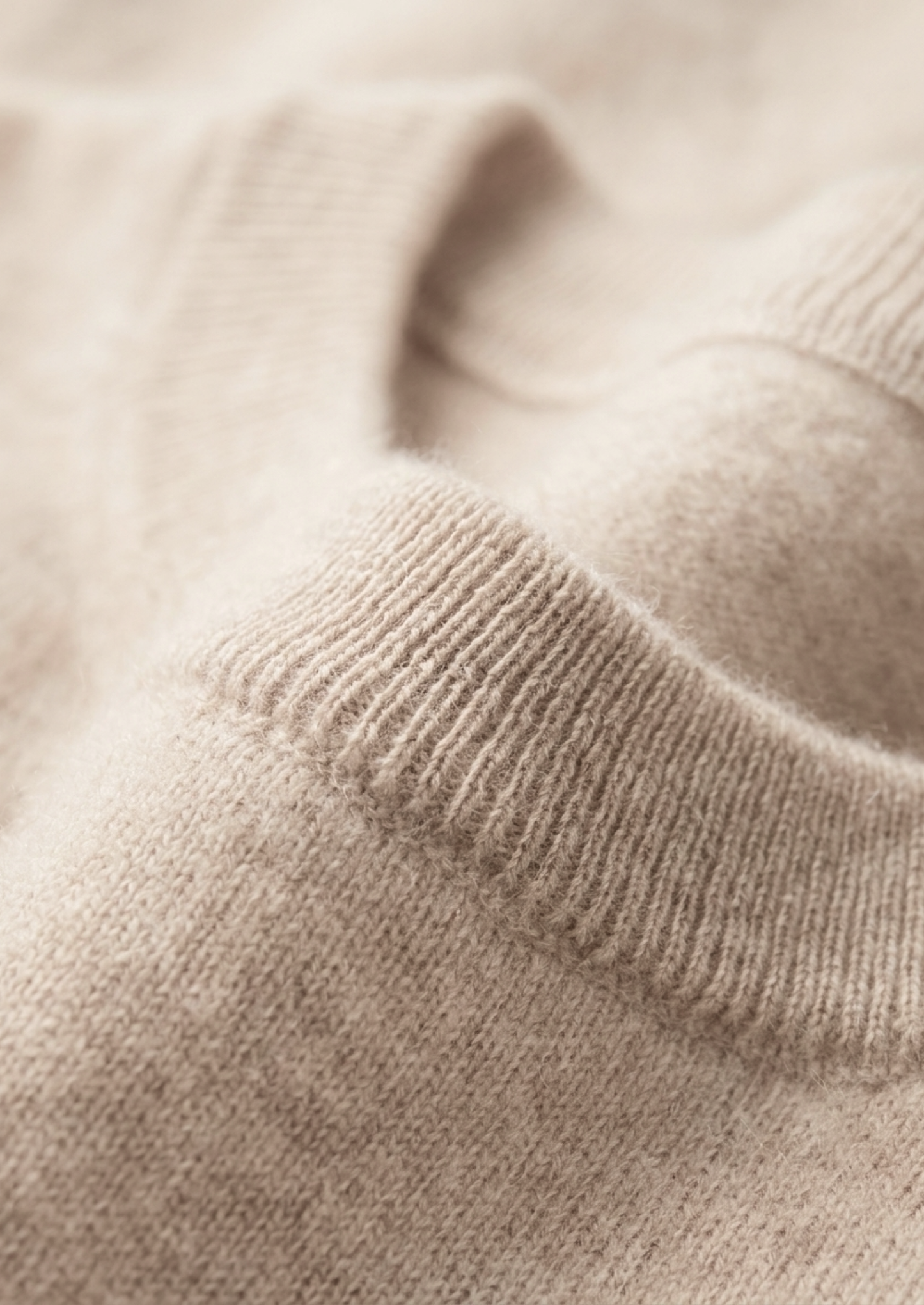 Premium Cashmere Classic Crewneck T-Shirt - Ivory Mocha | Castielli