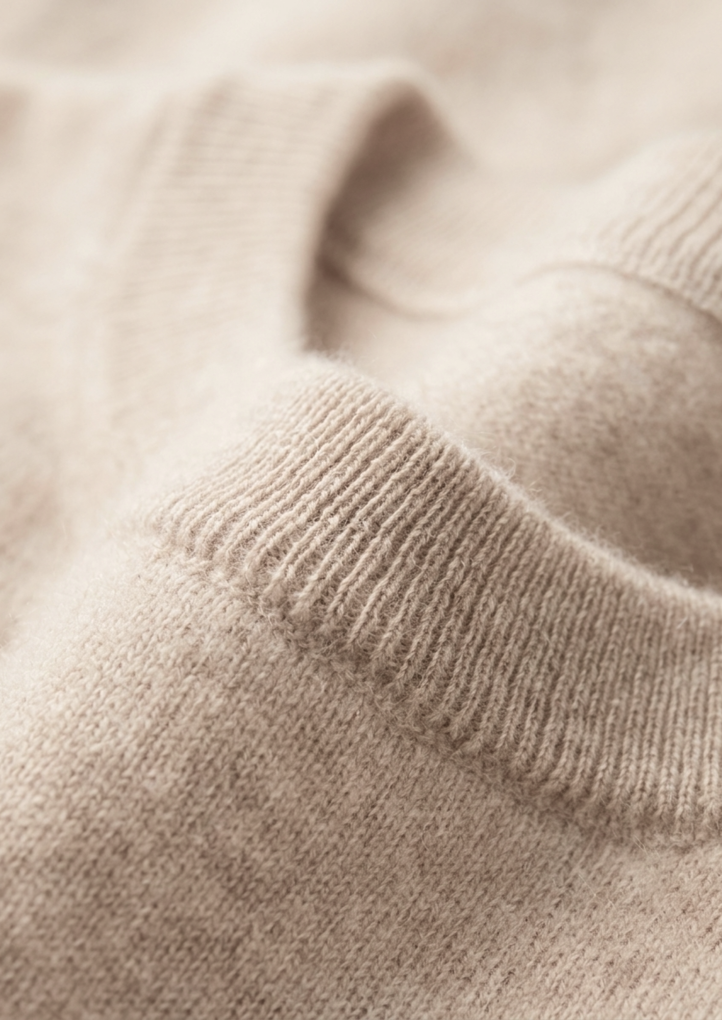 Premium Cashmere Classic Crewneck T-Shirt - Ivory Mocha | Castielli