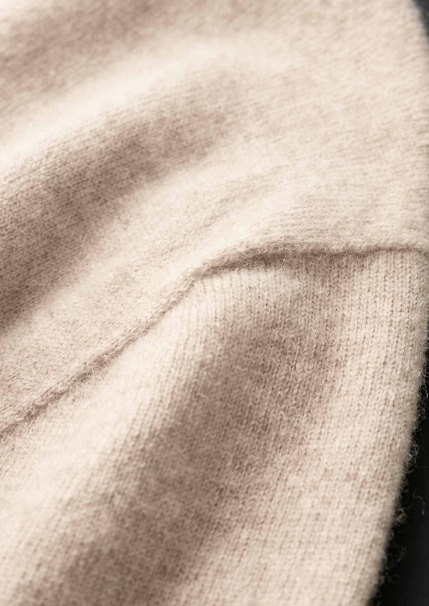 Premium Cashmere Classic Crewneck T-Shirt - Ivory Mocha | Castielli