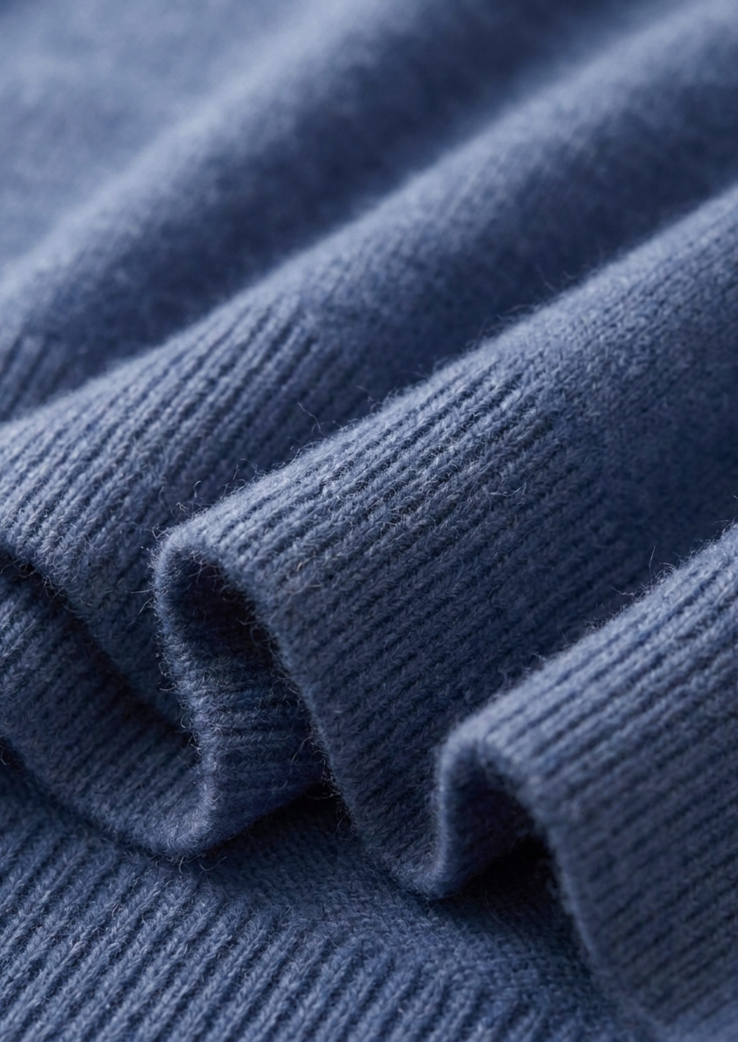 Premium Cashmere Classic Crewneck T-Shirt - Deep Atlantic | Castielli