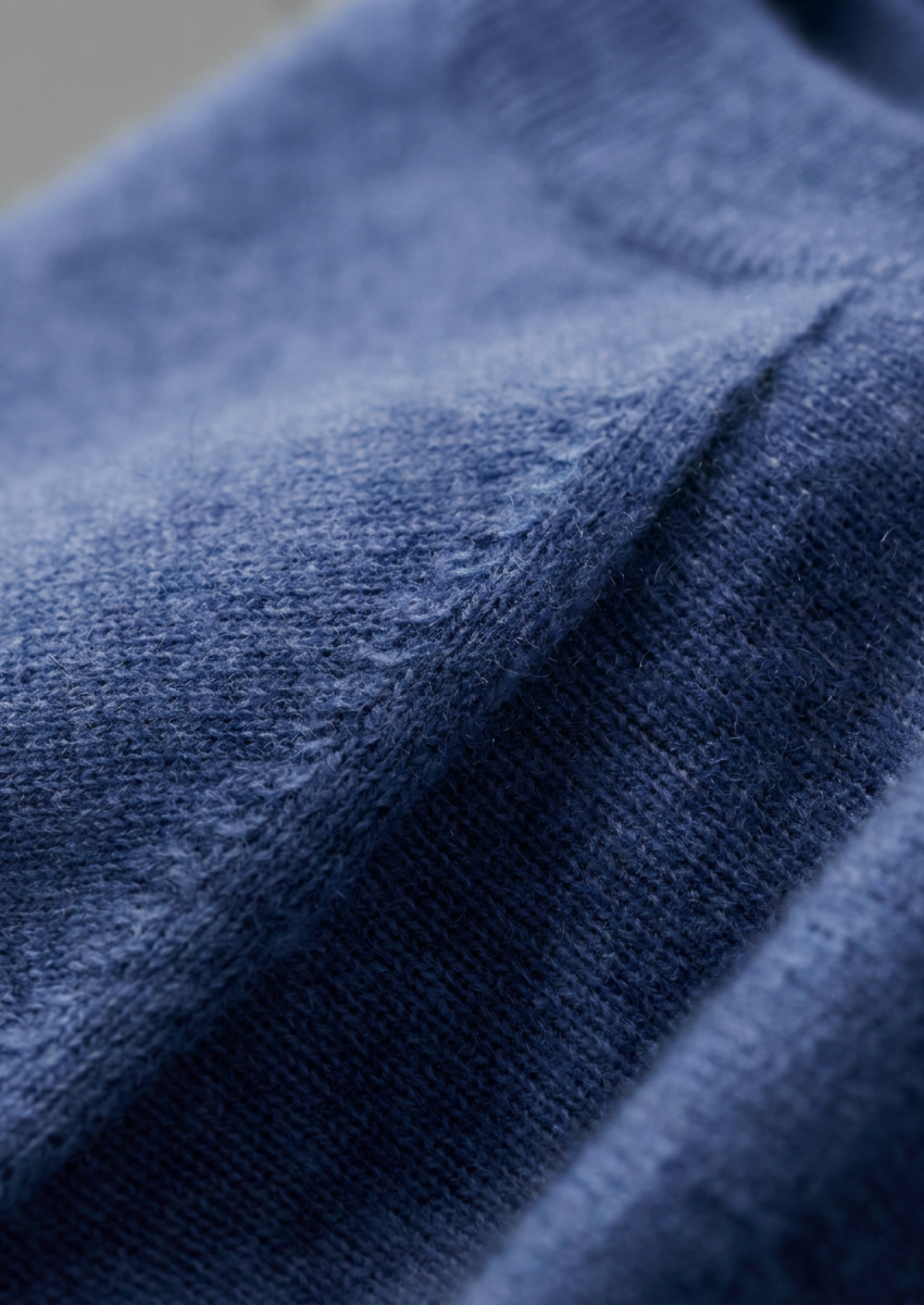Premium Cashmere Classic Crewneck T-Shirt - Deep Atlantic | Castielli