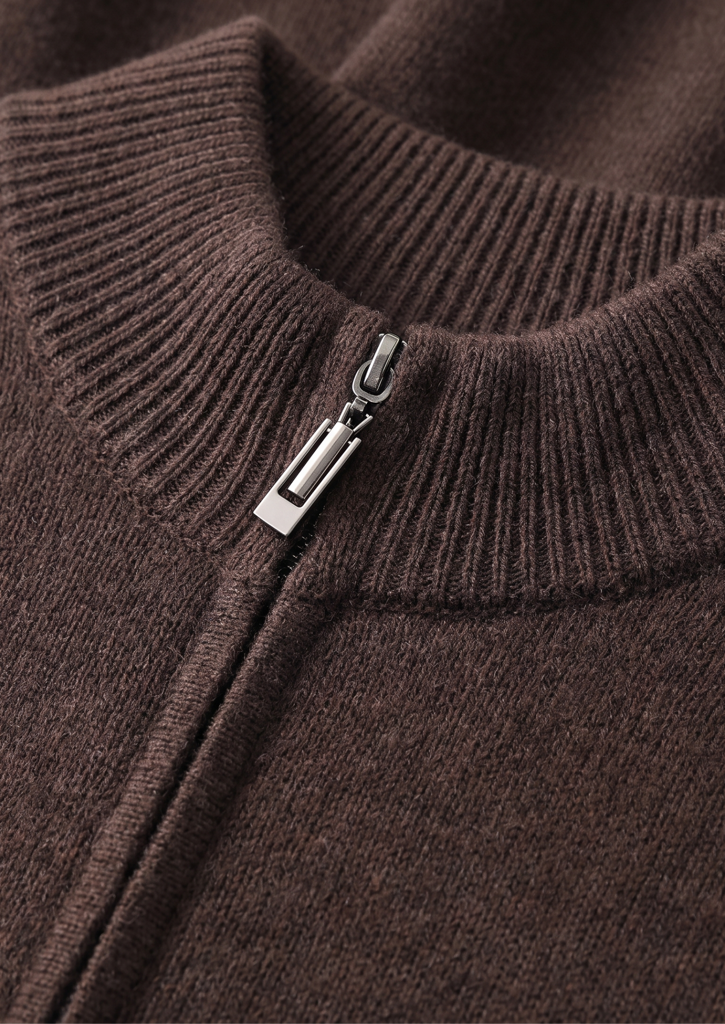 Pure Extra-Fine Merino Wool Dark Brown Luzzo Set | Castielli
