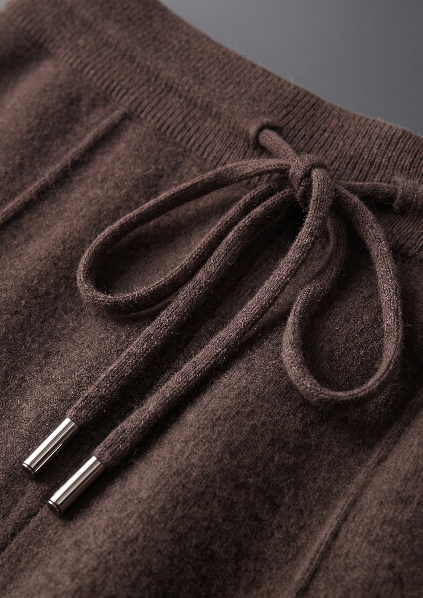 Pure Extra-Fine Merino Wool Dark Brown Luzzo Set | Castielli