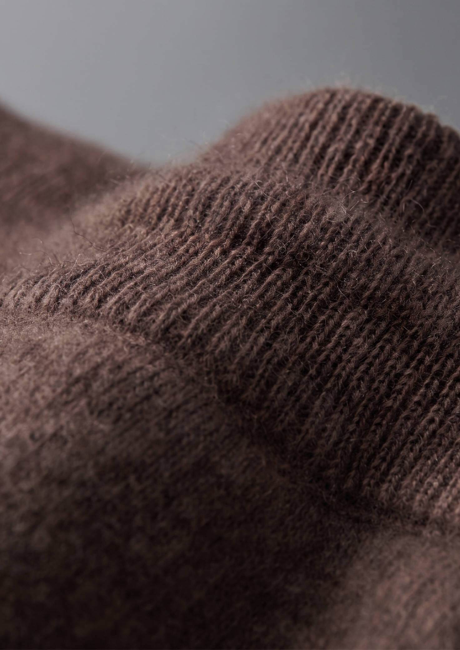 Pure Extra-Fine Merino Wool Dark Brown Luzzo Set | Castielli