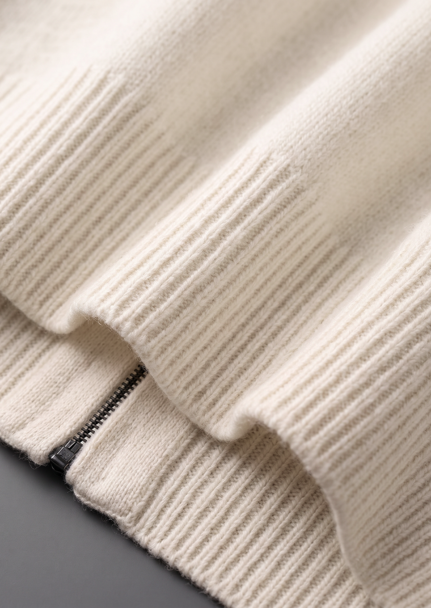 Pure Extra-Fine Merino Wool Cream White Luzzo Set | Castielli