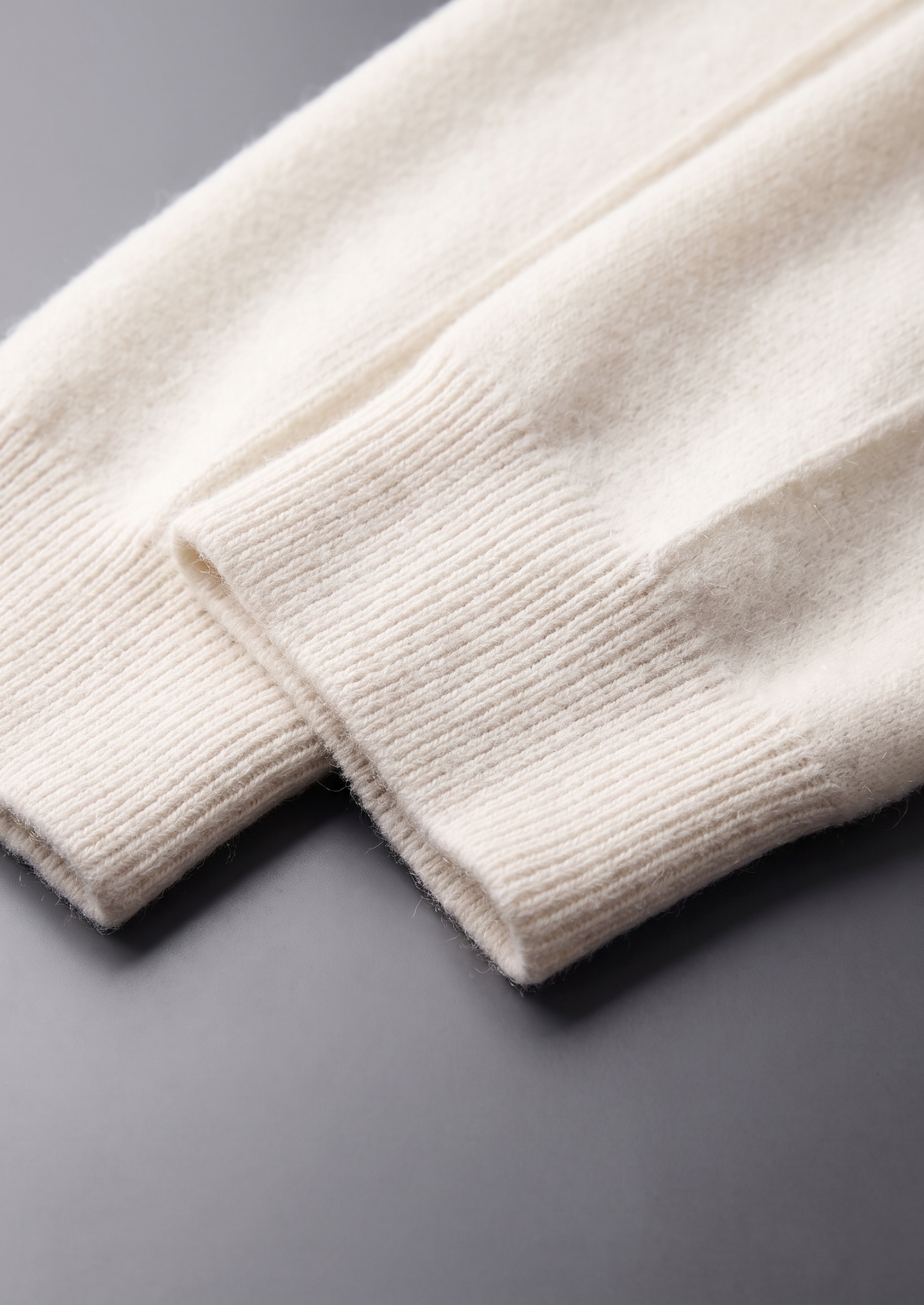Pure Extra-Fine Merino Wool Cream White Luzzo Set | Castielli