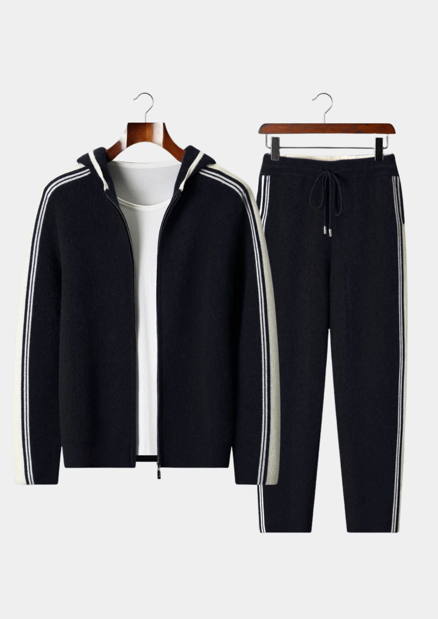 Pure Extra-Fine Merino Wool Black Damien Set | Castielli